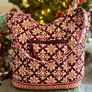 Vera Bradley small tote in a burgundy medallion print.